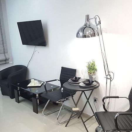 Modern Office Apartment.Wifi,2A/C,Luxury Fur/Tures سالونيك المظهر الخارجي الصورة