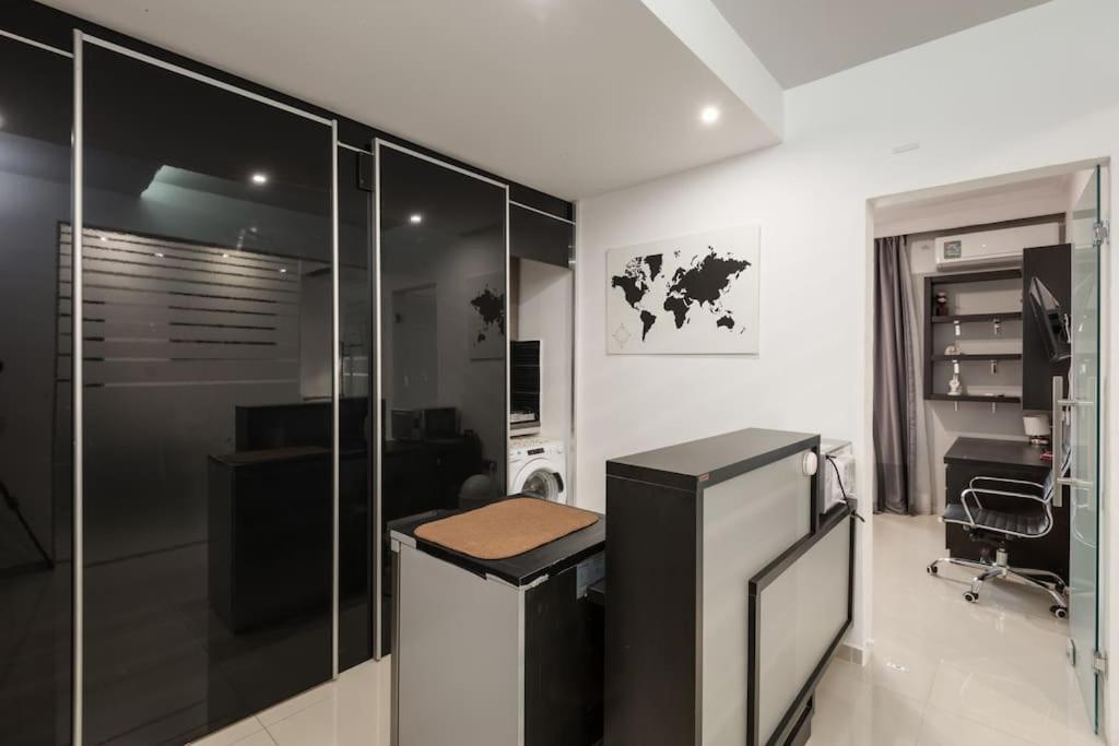 Modern Office Apartment.Wifi,2A/C,Luxury Fur/Tures سالونيك المظهر الخارجي الصورة
