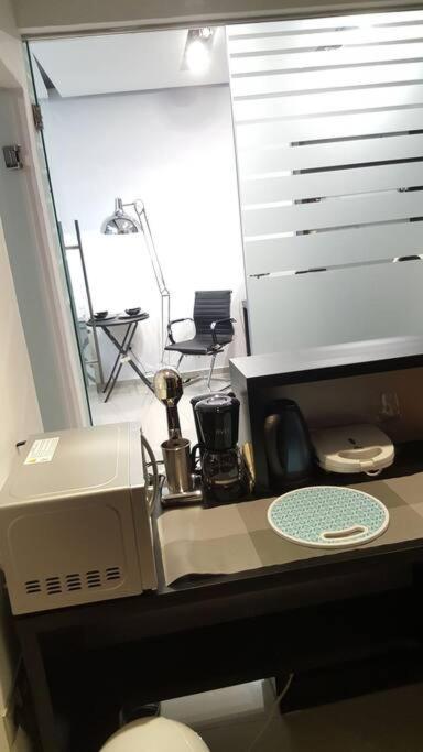 Modern Office Apartment.Wifi,2A/C,Luxury Fur/Tures سالونيك المظهر الخارجي الصورة